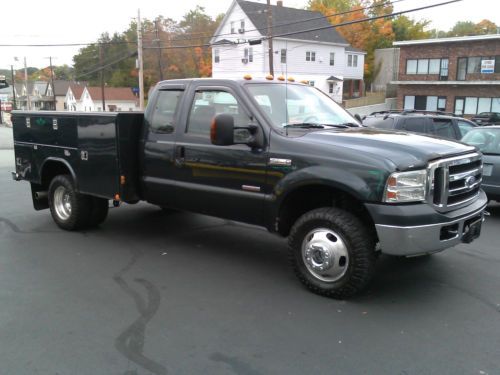 2006 ford f350 utility diesel dually with 4 wheel drive and supercab