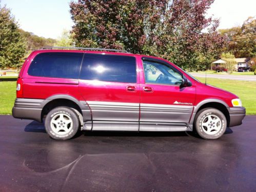 2004 pontiac montana van w/ conversion for mobility disabled driver / passenger