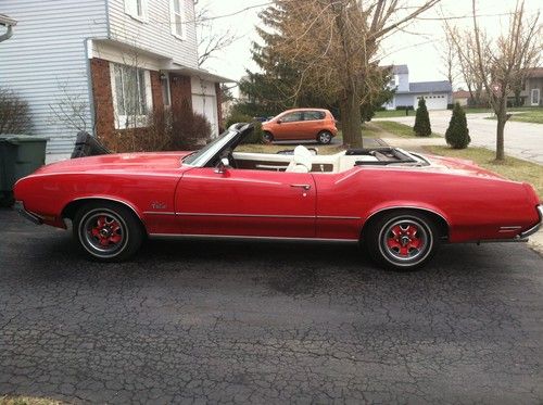 1972 oldsombile cutlass convertible