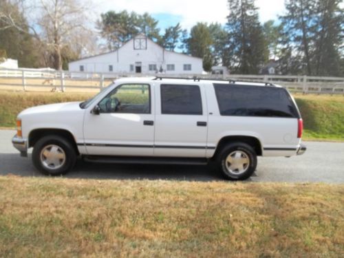 1999 chevrolet suburban lt 4x4 one owner no reserve