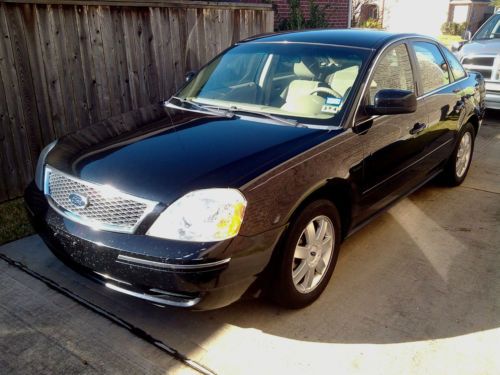 2005 ford five hundred sedan great shape, great family vehicle, no reserve!!!