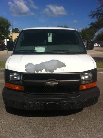 2005 chevy express cargo van clean and strong running only 89,000 miles