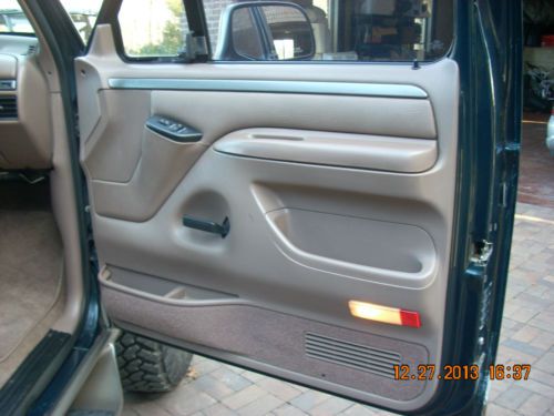 1995 Ford Bronco Customized 4 x 4,  Awesome- Almost Mint Condition, US $18,000.00, image 9