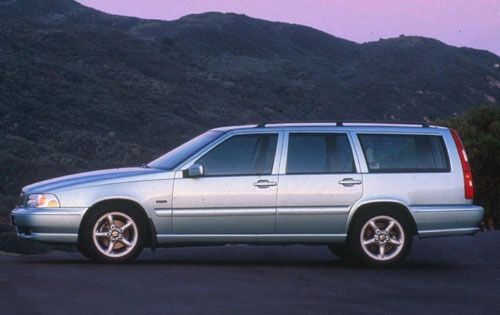 2000 volvo v70 x/c awd se wagon 4-door 2.4l