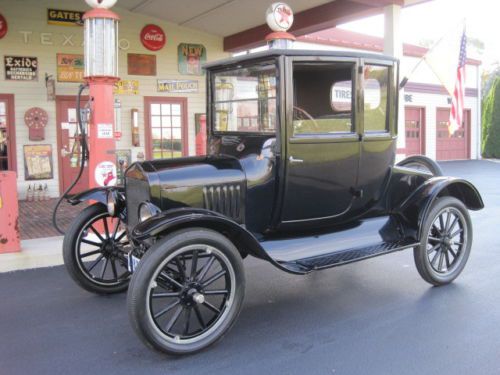 Model t coupe, restored to original condition, starts easy, looks &amp; runs great!