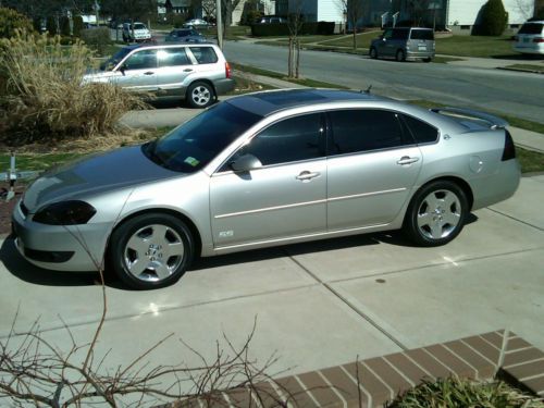 Silver,black leather,sunroof,spoiler,18 inch rims,k&amp;n cold air intake,clean
