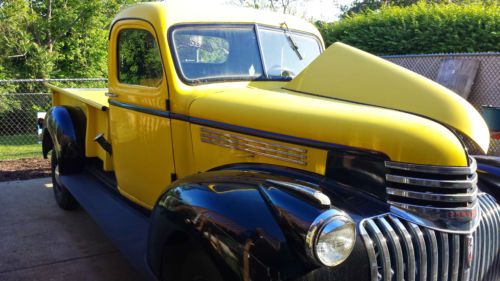 1941 chevrolet pick up light 3/4 ton black and yellow!