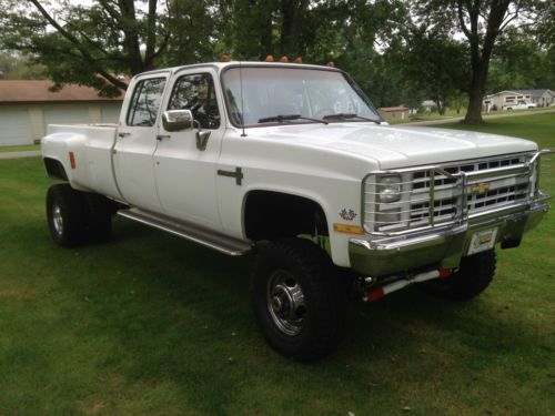 1988 chevy 1 ton 4x4 dually crew cab 3500 truck     chevrolet