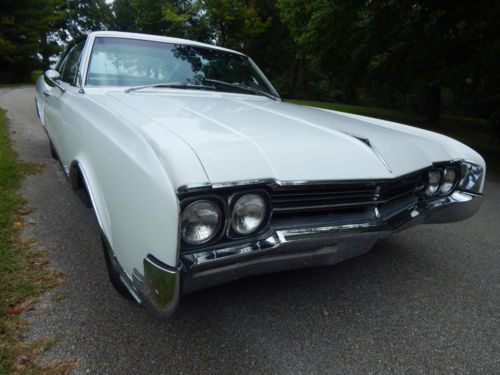 Rare!look! one of a kind! 1966 oldsmobile 88 2dr hardtop good cruiser and fast!