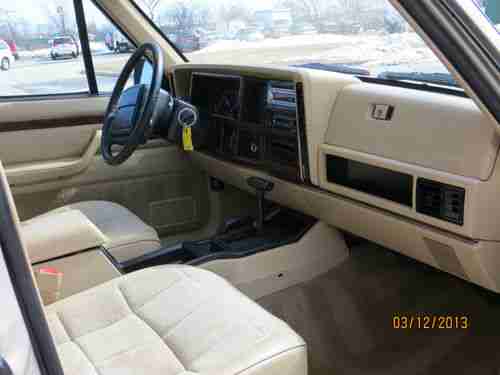 Jeep Cherokee Sport For Sale >> Buy used 1996 Jeep Cherokee Country Sport Utility 4-Door 4.0L in Northbrook, Illinois, United States Jeep Cherokee Sport For Sale >> Buy used 1996 Jeep Cherokee Country Sport Utility 4-Door 4.0L in Northbrook, Illinois, United States