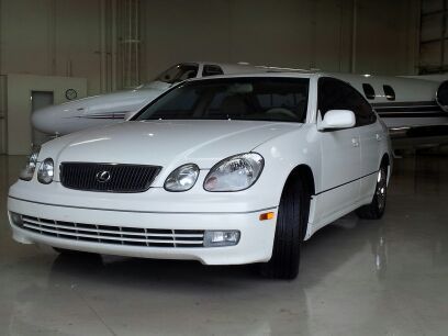 Lexus 400 gs400 pearl white (rare-mint-female owned) 100% az car