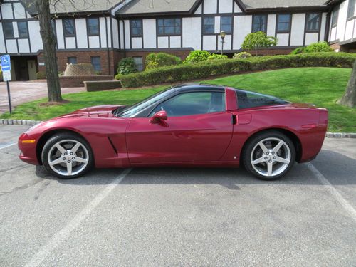 2006 chevy corvette - monterey red like new with &lt; 4k miles!!