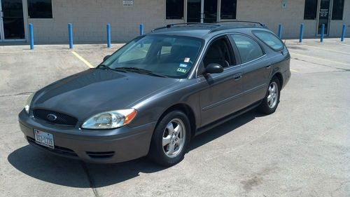 2005 ford taurus se wagon w/ 3rd row sts, only 77k miles, excellent condition!!