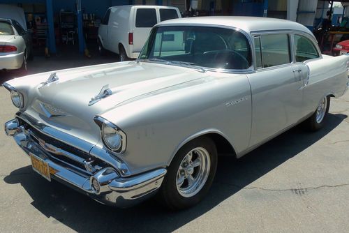 1957 chevrolet 150 2dr utlity sedan"businessman's coupe" rare white/silver