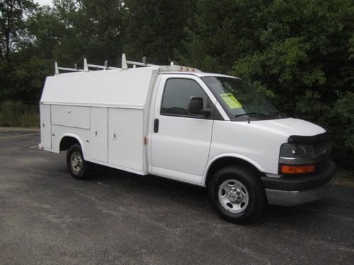 utility cargo van