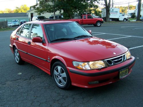 2002 saab 9-3 - very clean - leather - 5-speed manual trans - moonroof-low miles