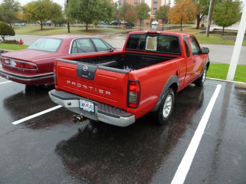 2002 nissan frontier xe extended cab pickup 2-door 2.4l