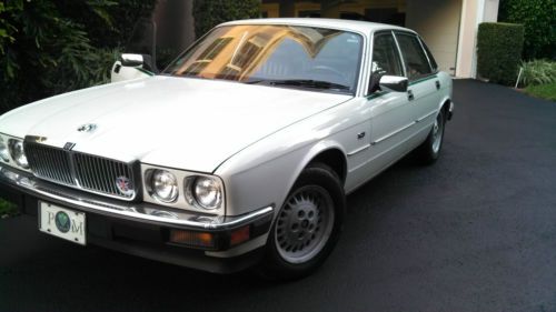 1990 jaguar xj6 4.0l, white with only 59k original miles, garage kept