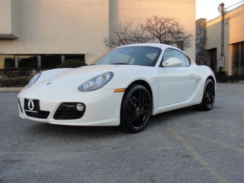 2009 porsche cayman s, loaded with options, just serviced