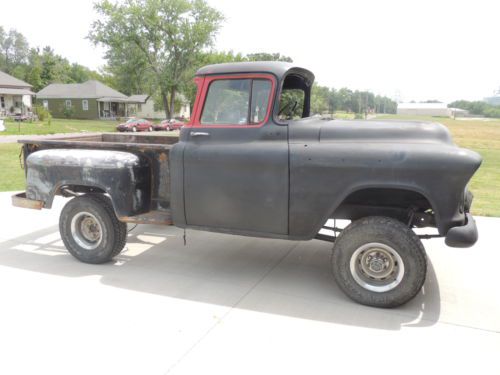 1957 Napco Chevrolet 3100 factory 4 wheel drive big back glass with parts truck!, image 2