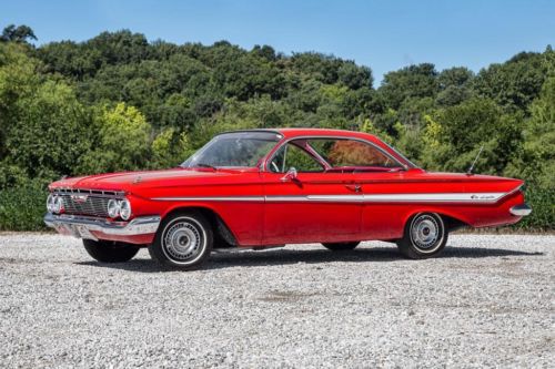 1961 impala bubble top, correct red / red car, 305 v8, 350 turbo transmission