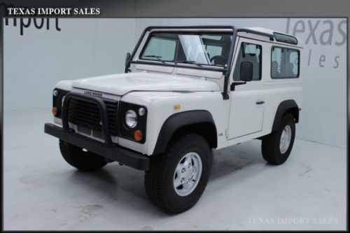 1997 defender d90 hardtop only 55k miles 4-rear jump seats,we finance