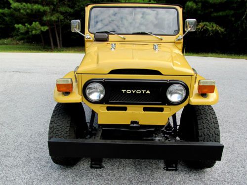 Awesome classic 4wd ready to hit the trails! low miles. watch video