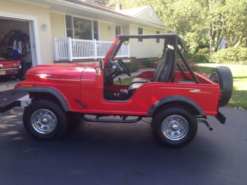 Specially constructed jeep cj5 fiberglass body on a 1997 jeep frame
