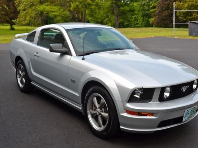 2005 Ford Mustang GT, US $1,900.00, image 3