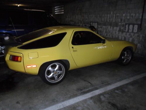 1978 porsche 928     yellow - stick - fast       selling to pay taxes