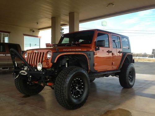 Jeep wrangler unlimited rubicon lifted rock crawler