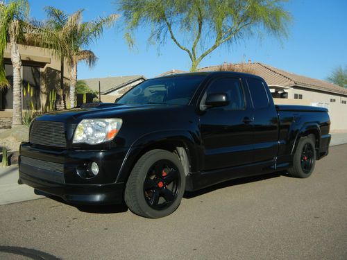 Black 2006 toyota tacoma x-runner xrunner