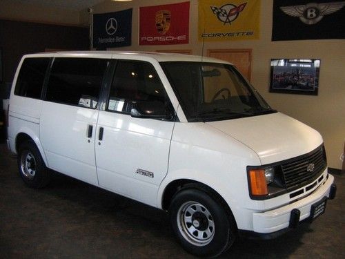 1994 chevy astro passenger 4 dr auto a/c new tires service clean history report