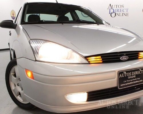 We finance 2002 ford focus zts auto 59k 2owners clean carfax kylssent spoiler cd