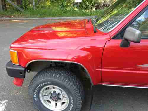 1989 Toyota 4Runner SR5 A/C NICE Clean 5Spd Manual No Reserve!, image 3