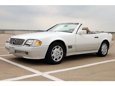 No reserve, perfect carfax, 1-owner, power convertible top, hard top, 6-disc cd