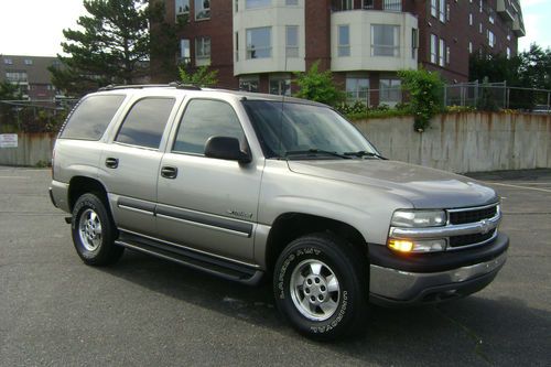 2002 chevy chevrolet tahoe ls v8 auto dvd 2wd third row one owner! no reserve!!