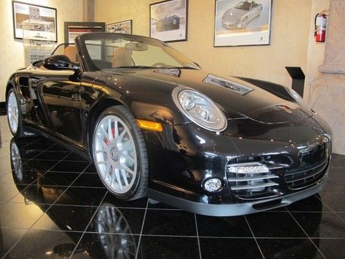 2010 911 turbo cabriolet only 2,793 miles certified!! perfect condition!!