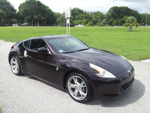 2012 nissan 370z coupe 2-door v6 3.7l  - 8389 miles - clearwater 813-810-4869