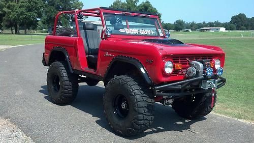 Classic 1973 ford bronco 5.0 cobra red topless 4x4  ... truck and jeep lovers