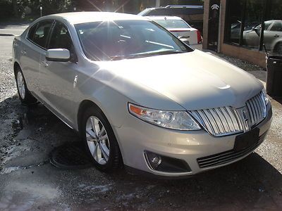 2009 lincoln mks awd - rebuildable salvage title  **no reserve**