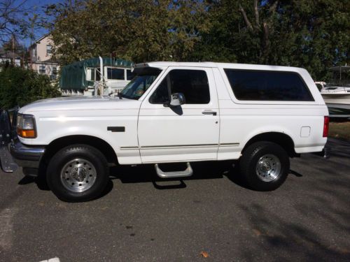 1996 ford bronco xlt sport sport utility 2-door 5.8l