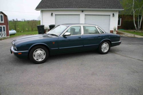 Jaguar xj6