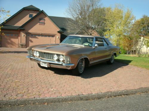 1963 buick riviera base hardtop. rebuilt 401 nailhead. 42k miles, one owner