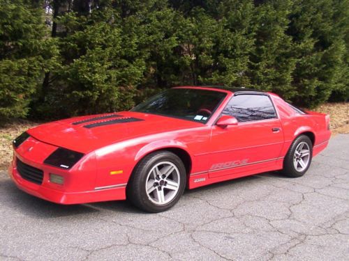 1987 chevy camaro iroc z28 t-top muscle car