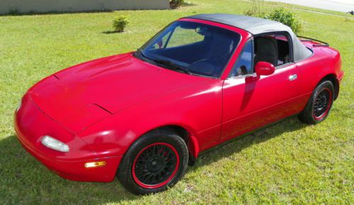1990 red mazda miata mx5 convertible,brand new top / tires &amp;  so much more !!