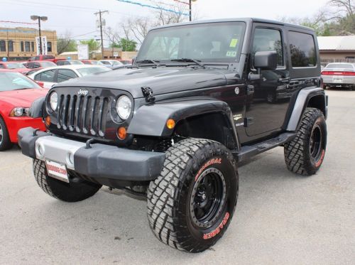 3.8l v6 automatic off road tires black rims hard top power equipment cruise 4x4