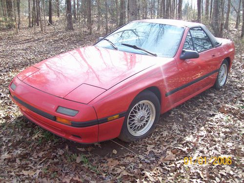 W   o    w !!!!!!!!      1988 mazda rx-7 convertible convertible 2-door 1.3l