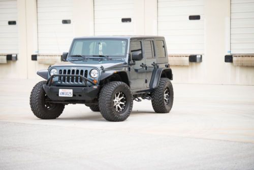 2008 jeep wrangler unlimited  x, lifted, nav, stereo, hard top, tons of extra