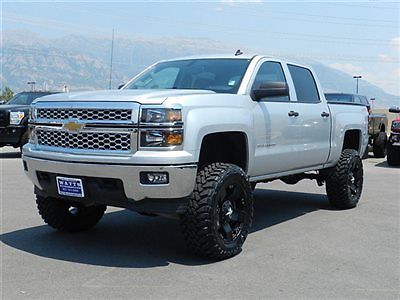 Chevy crew cab lt 4x4 5.3 vortec custom new lift wheels tires auto low miles